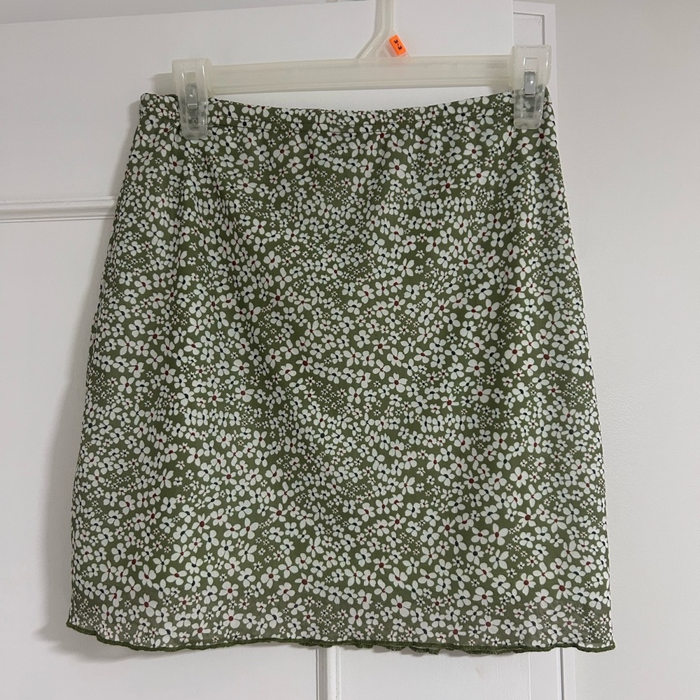 SHEIN Green Floral Pencil Skirt